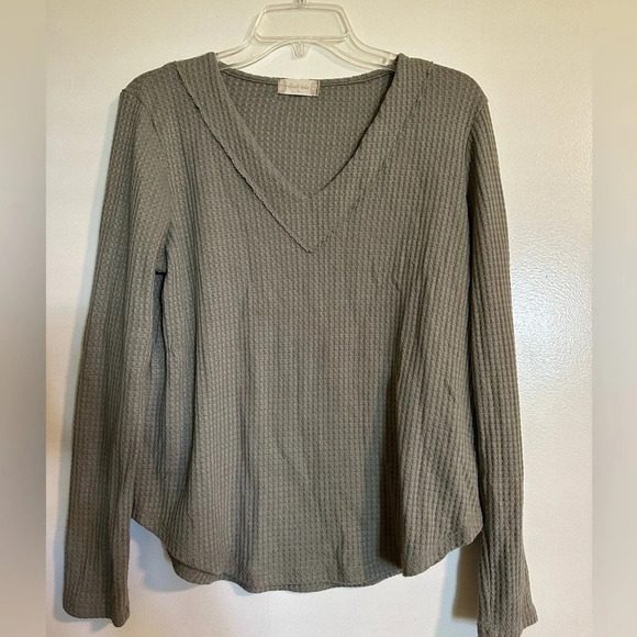 Altar'd State Green Thermal Top - Picture 1 of 3